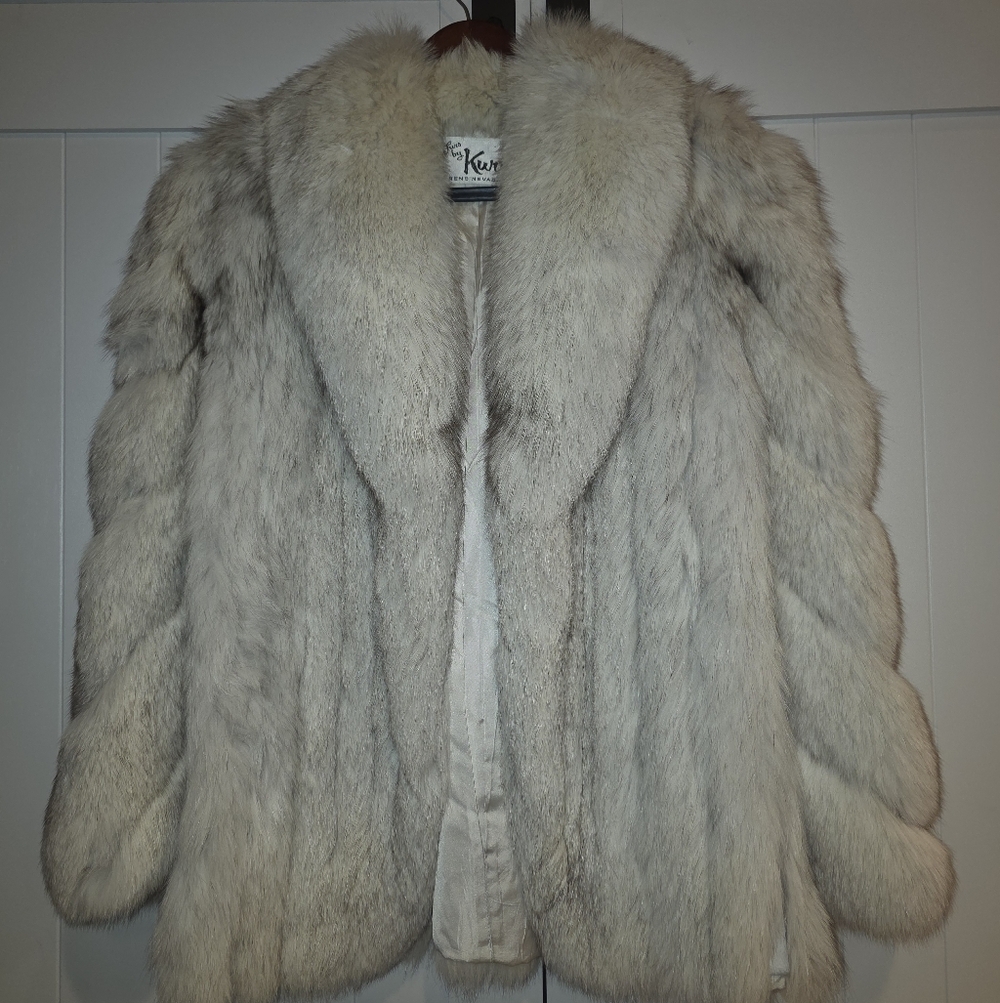 Vintage Chloé Genuine Fox Fur Coat White Hip Length Furs by Kurt Reno NV Women’s